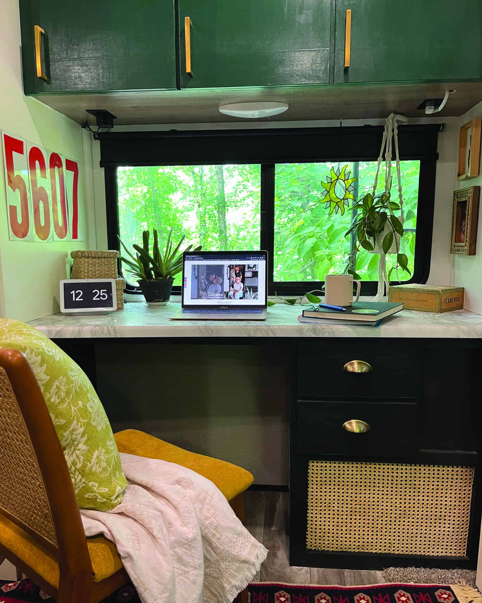 Typical Simple Office Setup.